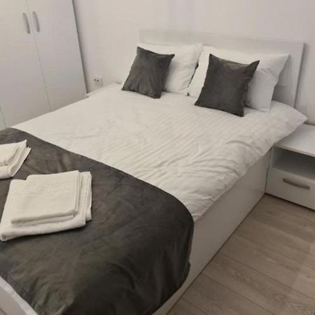 Lux Apartament Bákó Kültér fotó